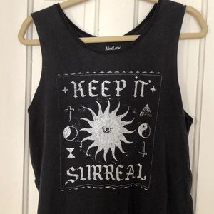 Surreal muscle tee